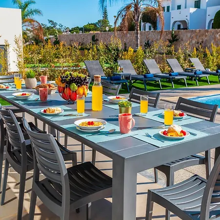 Villa Villa In Algarve With Private Pool Near Beaches *